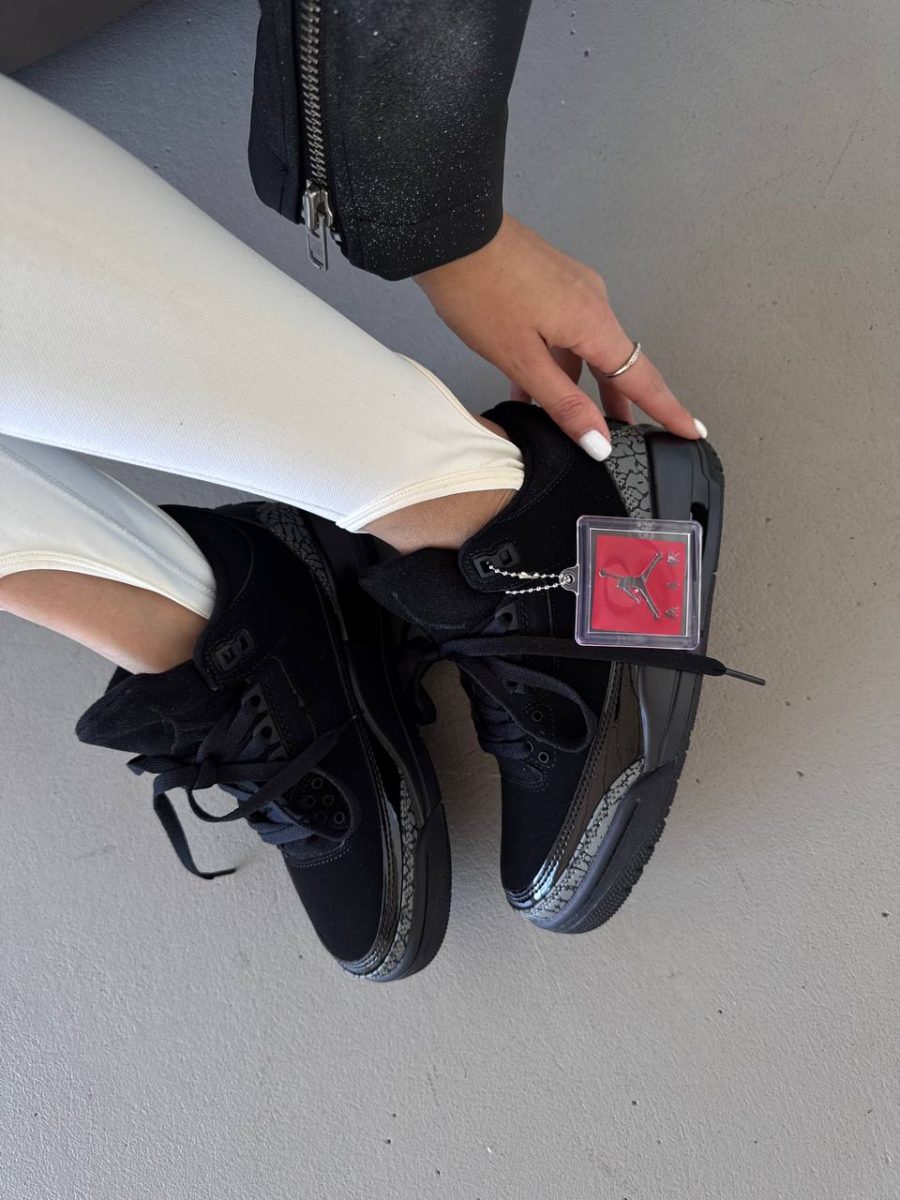 Кросівки Nike Air Jordan 3 Retro Black Cat